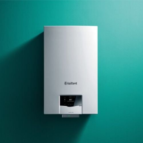 Vaillant ecoTEC Plus 832 Combi Boiler 32kW – Efficient Heating Solution - Getplumb