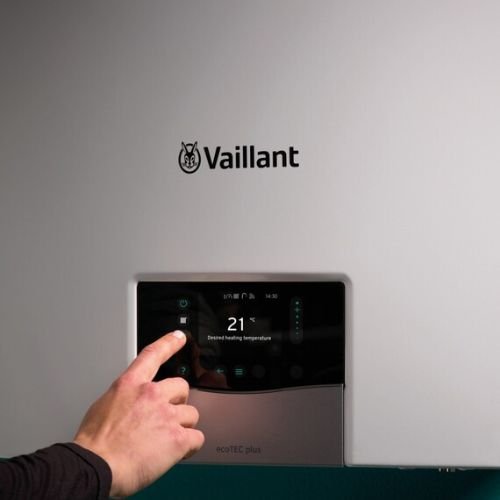 Vaillant ecoTEC Plus 836 36kW Combi Boiler – Natural Gas - Getplumb