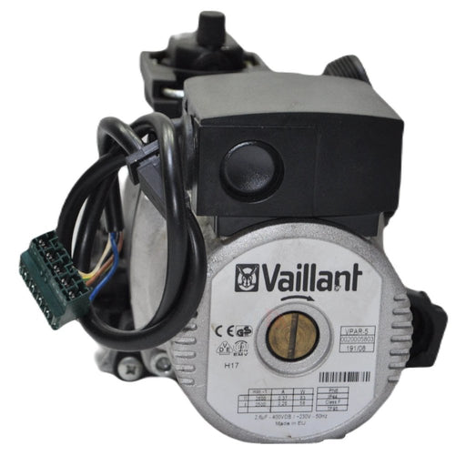 Vaillant ecoTEC Plus HE Pump - Getplumb